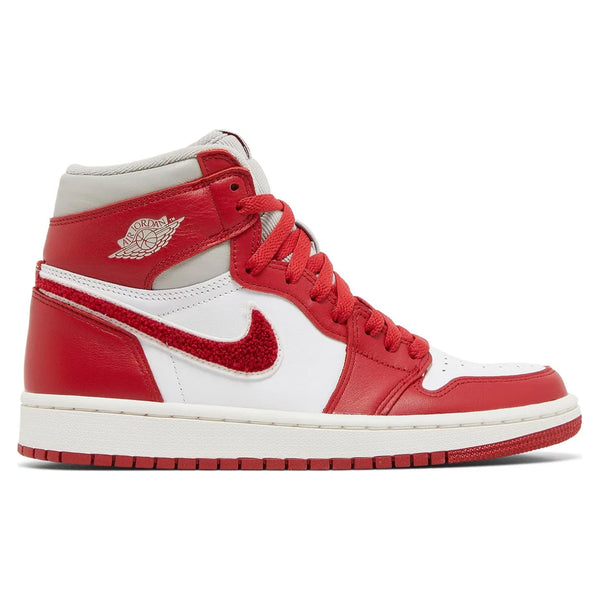 Air Jordan 1 High Og ‘Newstalgia Chenille' (W)