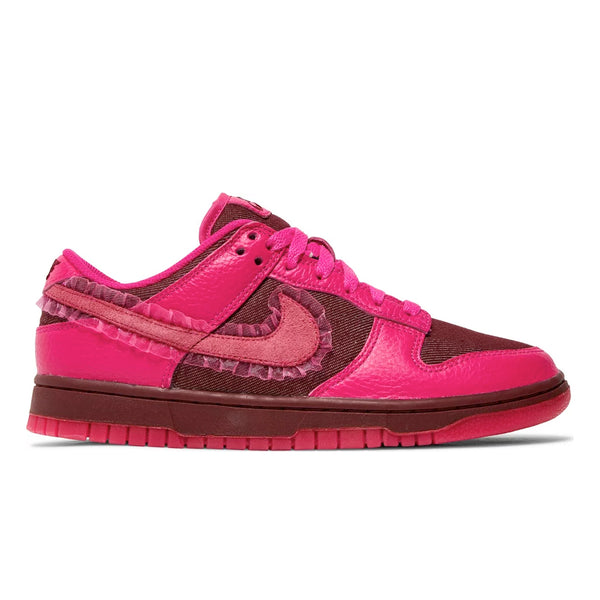 NIKE DUNK LOW 'VALENTINE'S DAY'